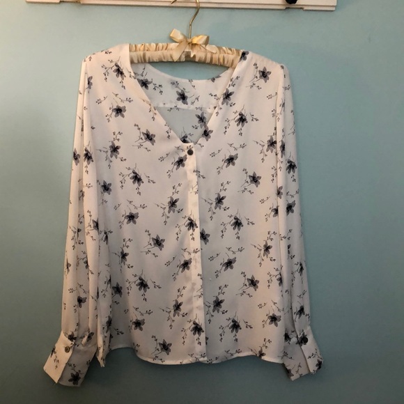 NWOT Loft Floral Watercolor blouse - Picture 1 of 4